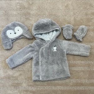 Gray baby faux fur jacket coat set with hood, hat, and mittens - size 6-9 months
